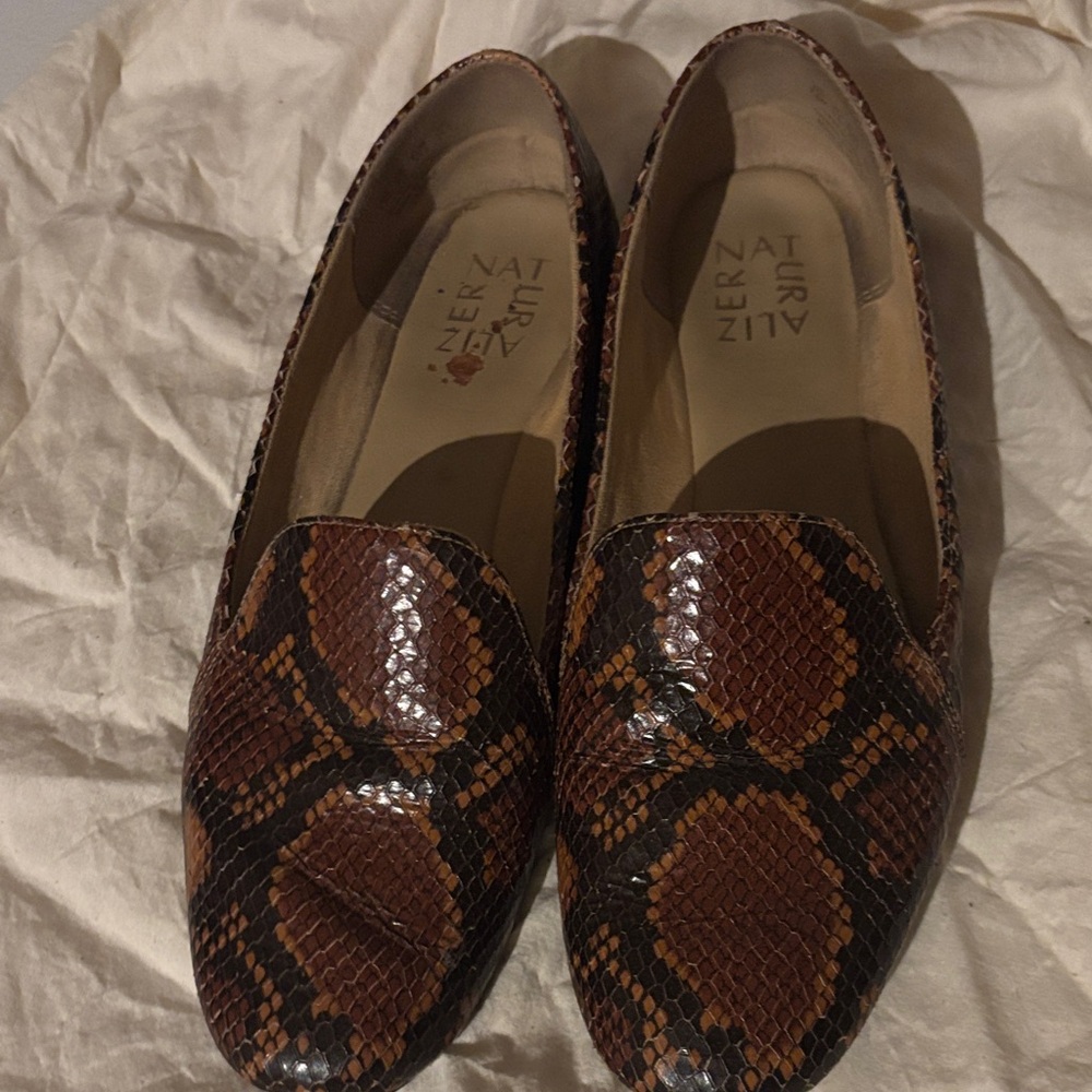 Naturalizer Women's Brown Snake-Print Slip-On Loafers